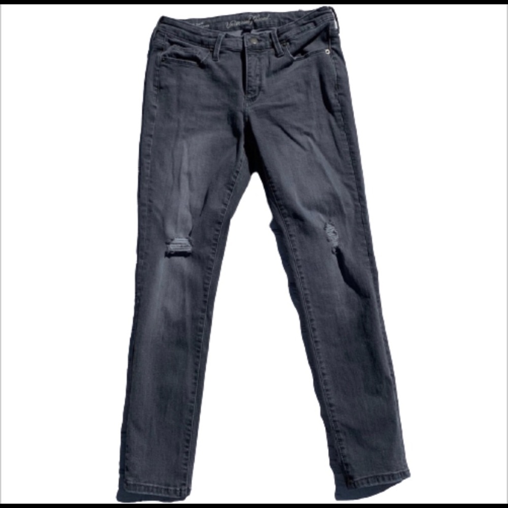 Universal Thread distressed gray skinny jeans 6